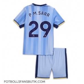 Tottenham Hotspur Pape Matar Sarr #29 Replika Bortatröja Barn 2024-25 Kortärmad (+ Korta byxor)